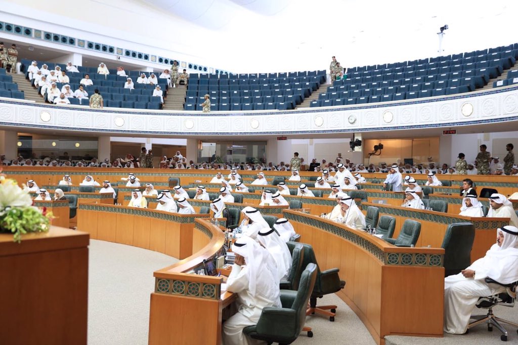 مجلس الأمة يناقش الثلاثاء المقبل “دواعي ندب عسكريين للعمل لدى النواب” مجلس الأمة يناقش الثلاثاء المقبل “دواعي ندب عسكريين للعمل لدى النواب”