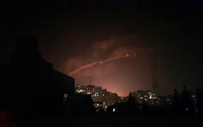 سوريا: انفجارات في مستودعات ذخيرة تهز حلب