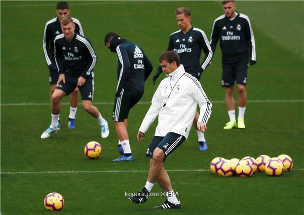 لوبيتيجي يتجاهل أنباء إقالته ويصل مقر تدريبات ريال مدريد