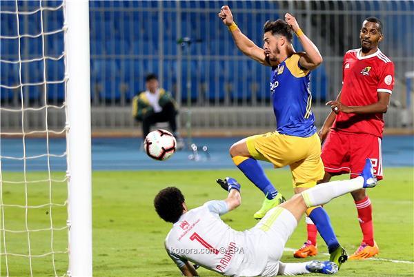 بالصور: النصر يقدم هدية للهلال بالهزيمة أمام الوحدة