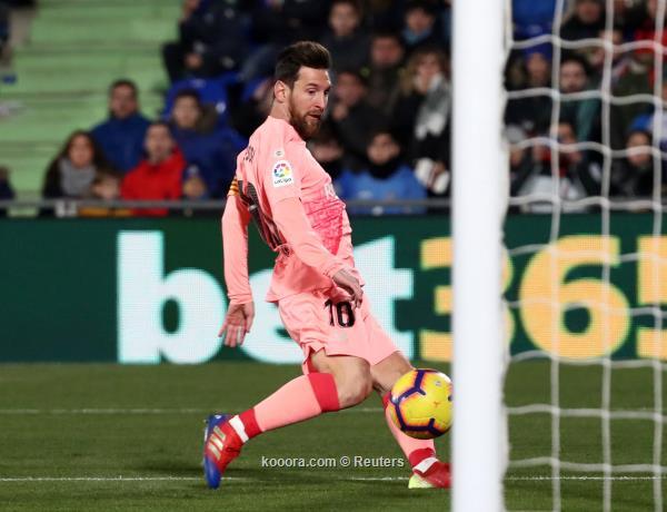 ميسي صاحب أول معايدة على برشلونة للعام الرابع
