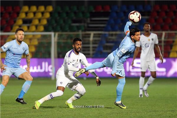 الهلال يقتنص فوز مثيرا من الباطن بالدوري السعودي