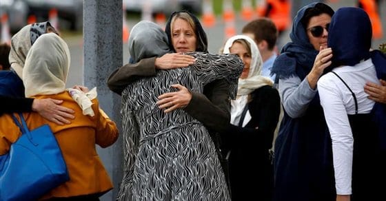 نساء نيوزيلندا يرتدين الحجاب اليوم الجمعة تضامنا مع المسلمات بعد الحادث الإرهابي