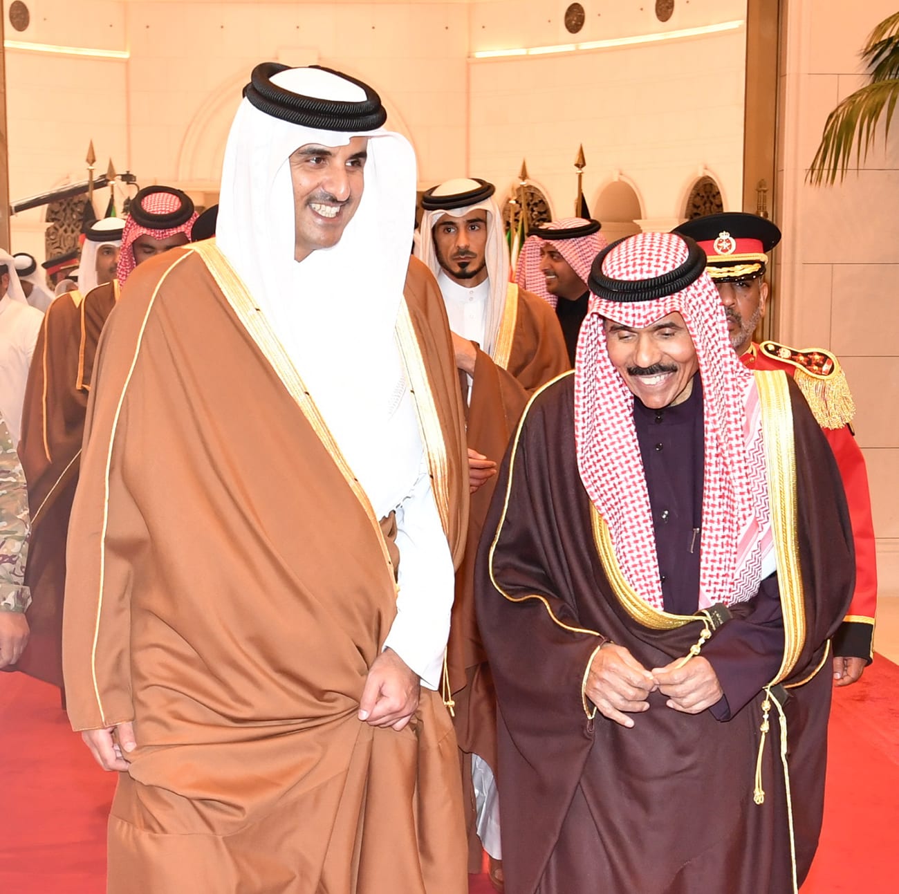 أمير دولة قطر يغادر البلاد بعد زيارة رسمية