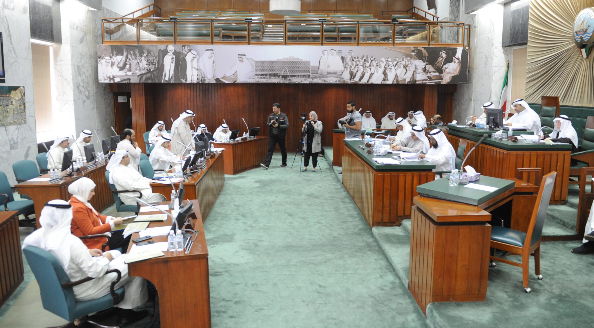 &ldquo;البلدي&rdquo; الكويتي يوافق على إلزام المؤسسات الحكومية وضع خلايا الطاقة الشمسية فوق أسطح مبانيها