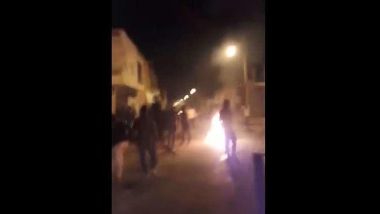 صحفي يحرق نفسه في تونس