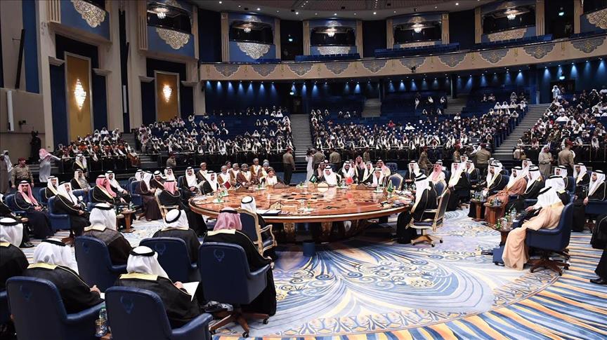 القمة الخليجية.. تمسك سعودي بـ&rdquo;مجلس التعاون&rdquo; ودعوة كويتية لوقف الحملات